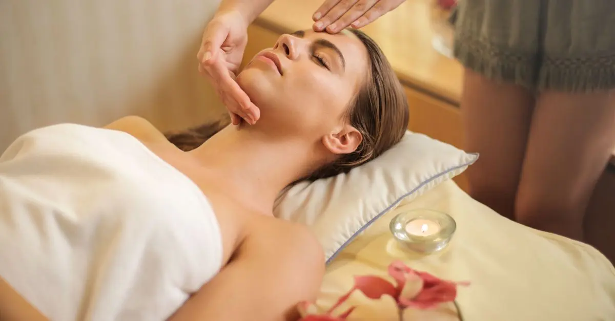 Détente par l'auto-massage : Techniques et bienfaits